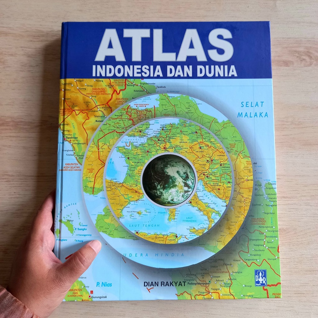 Atlas Indonesia Dan Dunia (Hardcover)